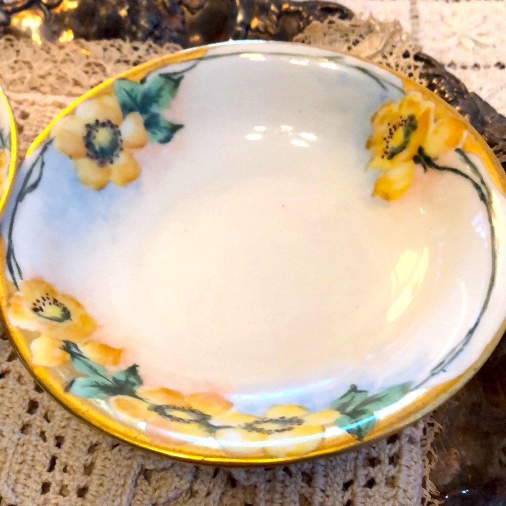 GRATIS- EUC- Vintage Pair of HP Berry Bowls - Picture 3 of 9